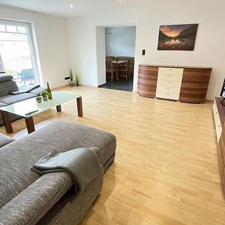 Shine Apartment Schwarzenfeld Buitenkant foto