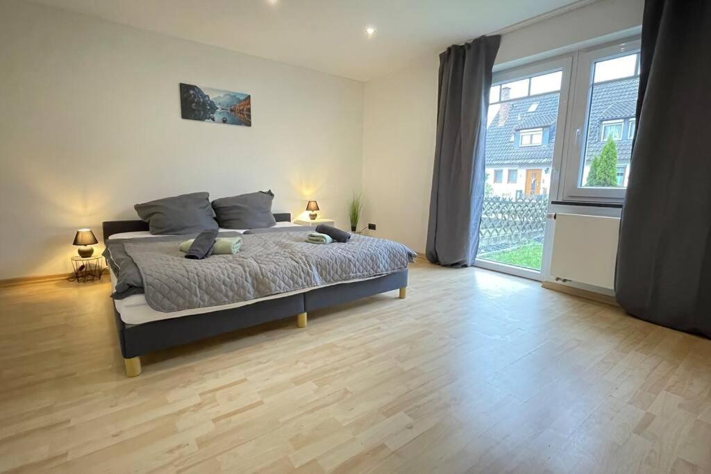 Shine Apartment Schwarzenfeld Buitenkant foto